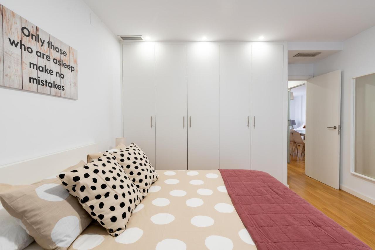Piso Nuevo En Triana Apartment Sevilla Exterior foto