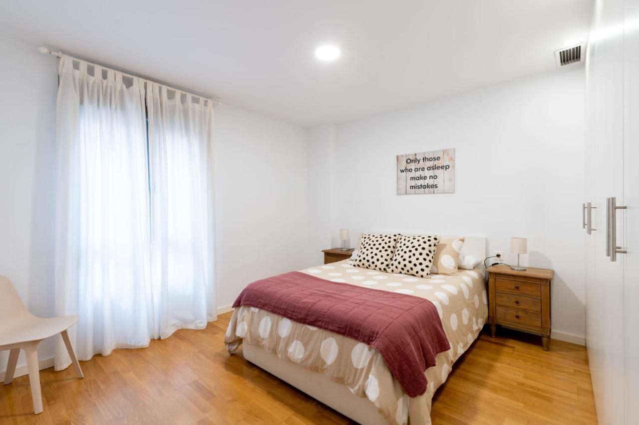 Piso Nuevo En Triana Apartment Sevilla Exterior foto